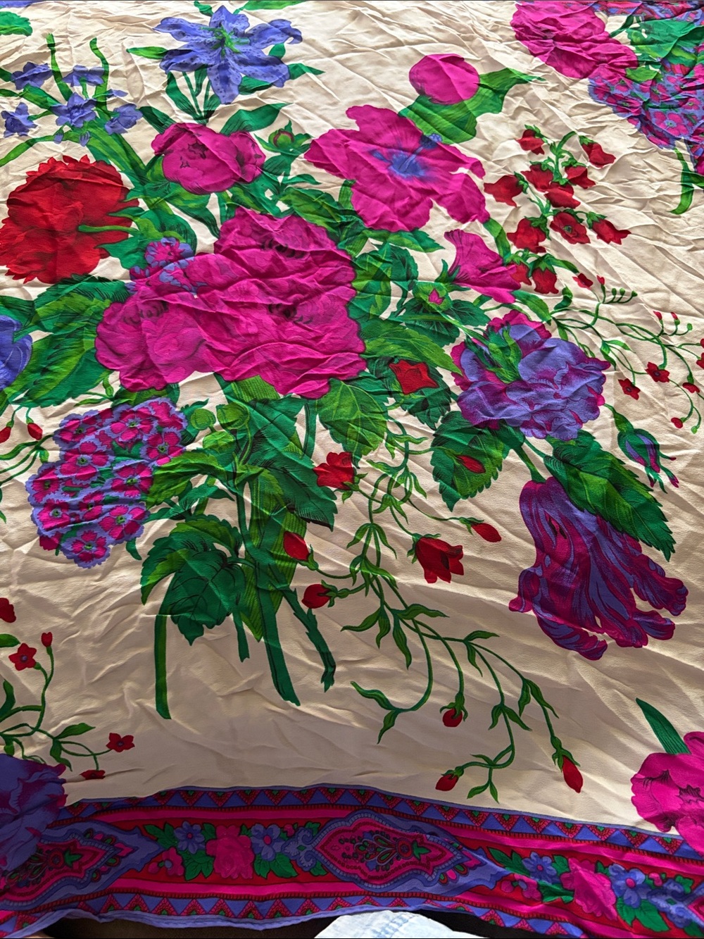 Liz Claiborne Bright Pink and Green Floral Sheet